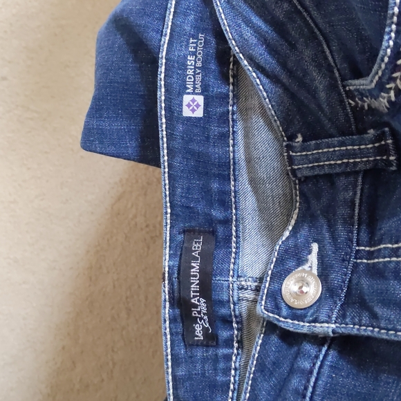 Lee Platinum Label Midrise Fit barely bootcut women's Jeans Jewel embellishments - Picture 5 of 8